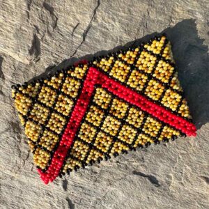 Xingu Ceremoniální náramek Jiboia da Terra Pequenha